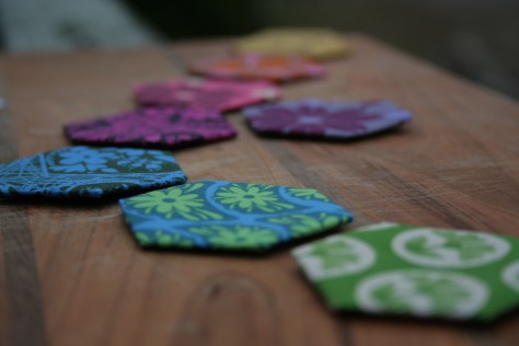 modern hexies anna maria horner