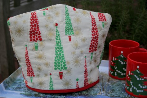 Reversible tea cozy christmas