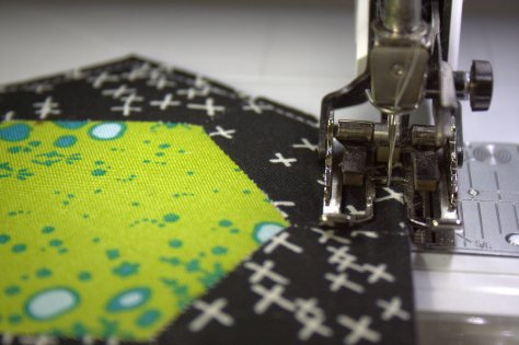 glue basting epp coaster tutorial