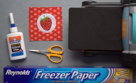 inset circles with sizzix and freezer paper eye spy