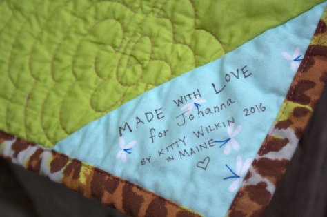 always sign a quilt label