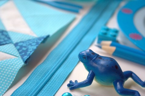 colour block challenge by gnomeangel turquoise frog