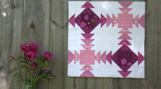 Geese Crossing Mini Quilt {Sizzix Tutorial} & Color Inspiration Thursday {72}