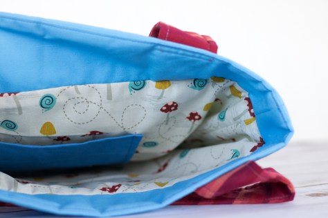 busy bag detail inside