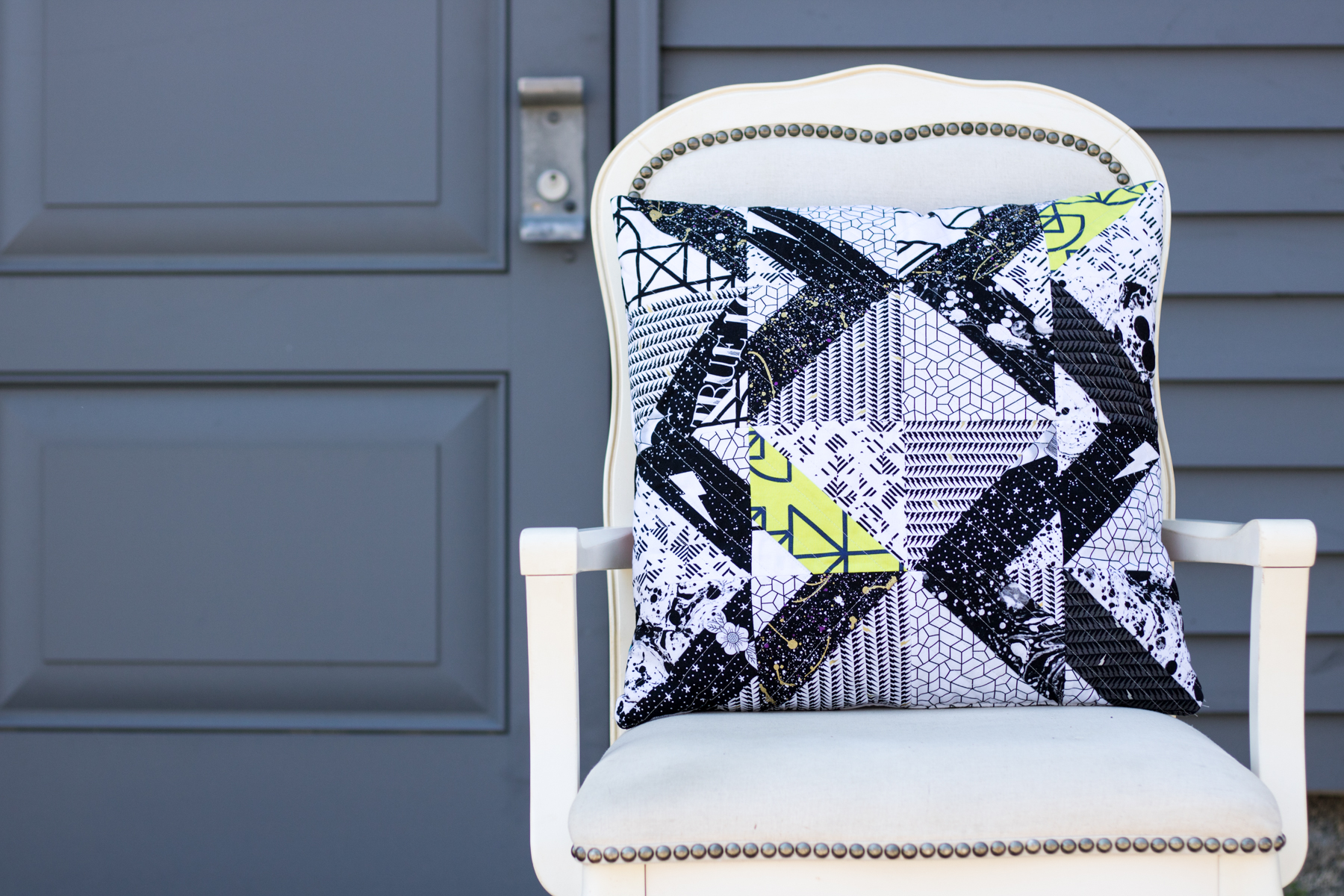 libs elliott arrow point path pillow photoshoot try 1