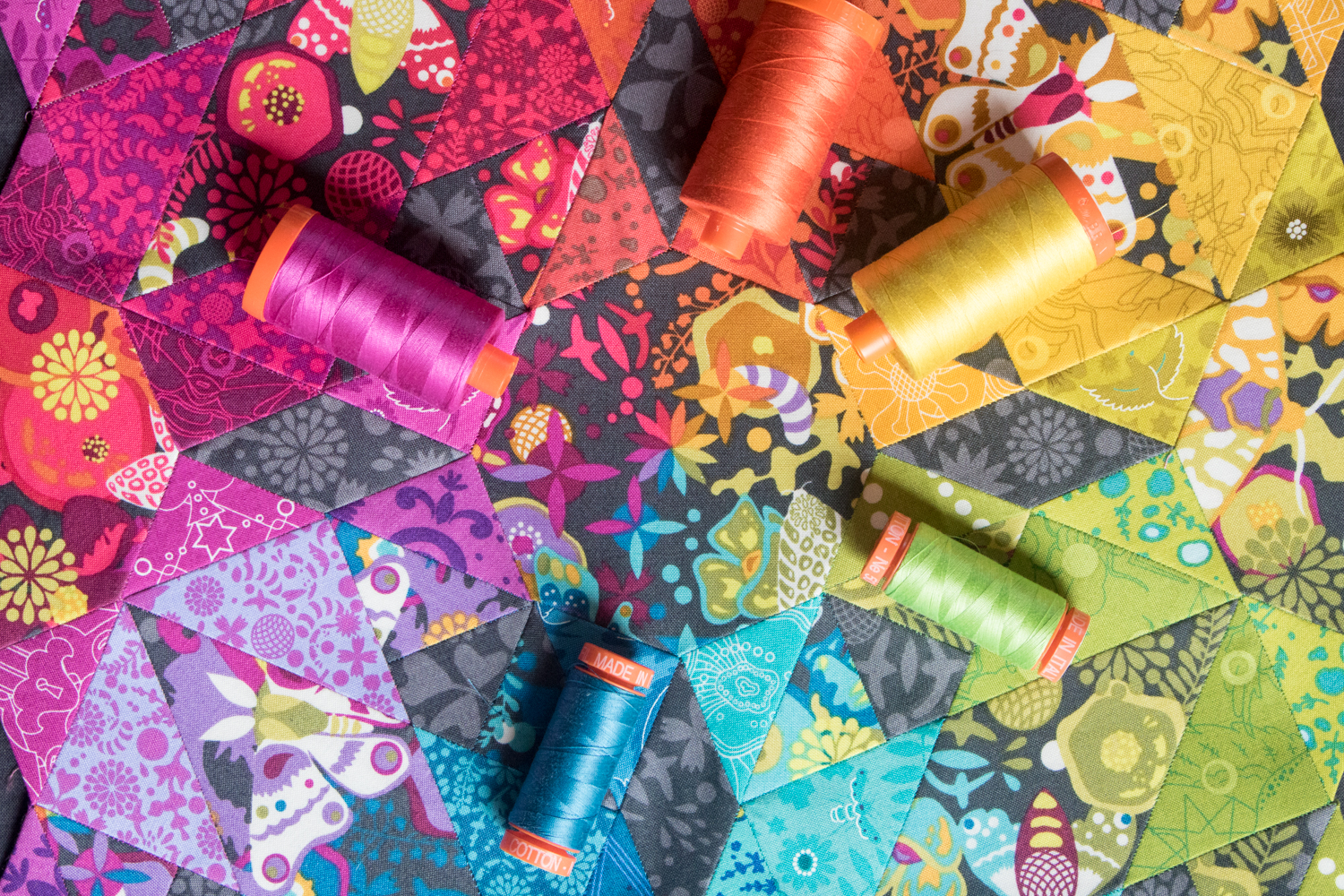 alison glass rainbow moonstone giucy giuce epp pattern aurifil thread